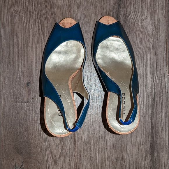 Guess Slingback Heels - Picture 3 of 6